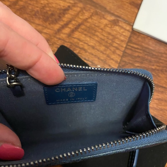 Authentic Chanel O Key holder/card case in Blue - Picture 7 of 10